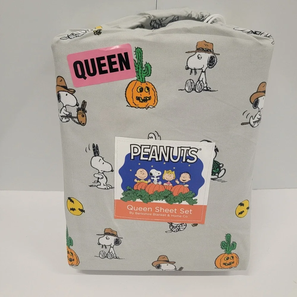 NEW! Peanuts Halloween Queen Sheet 4pc Set Grey Snoopy Woodstock Cowboy Pumpkin‎